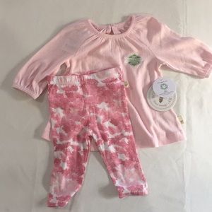 EUC Burt’s Bees Organic Cotton Set